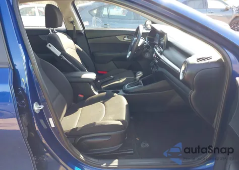 2019 Kia Forte Lxs z USA, uszkodzony, nr VIN 3KPF24AD0KE024791